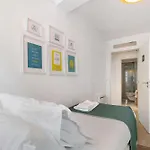 Prestigegoldresidence 1 - Old Town Апартаменты Гимарайнш