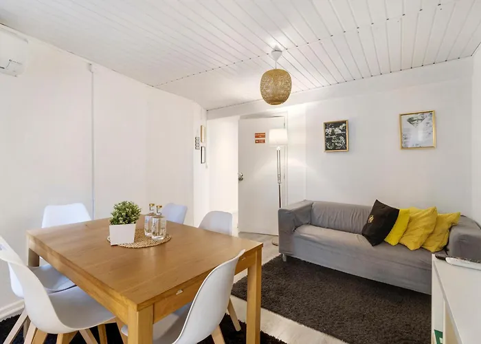 Prestigegoldresidence 1 - Old Town Апартаменты *